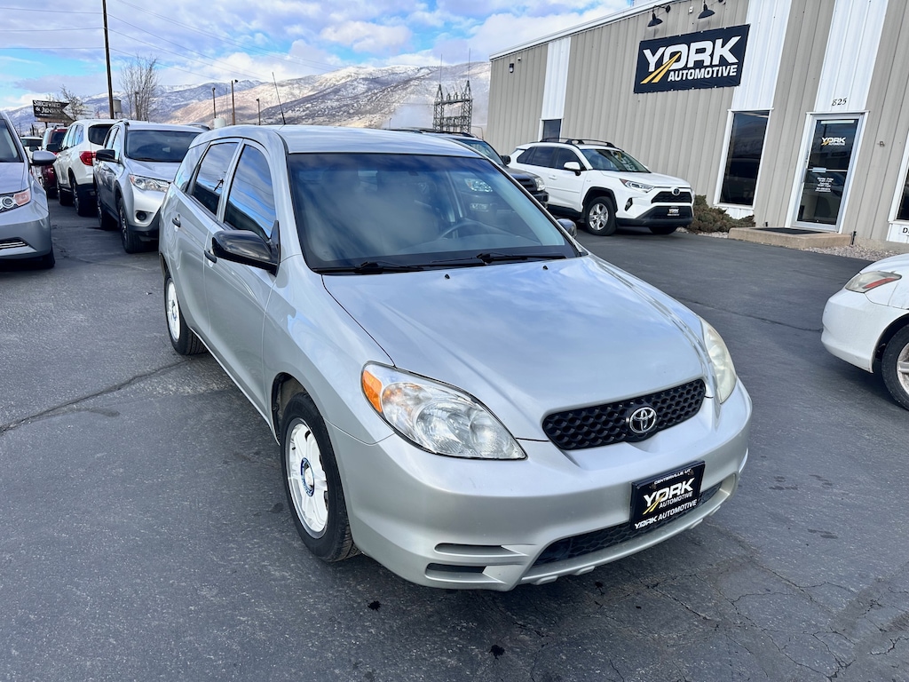 Used 2004 Toyota Matrix Standard Hatchback
