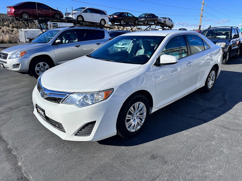 Used 2014 Toyota Camry LE Sedan