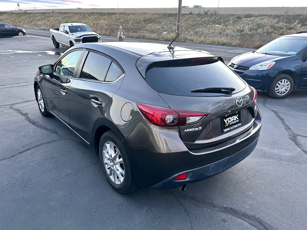 Used 2015 Mazda Mazda3 i Touring Hatchback