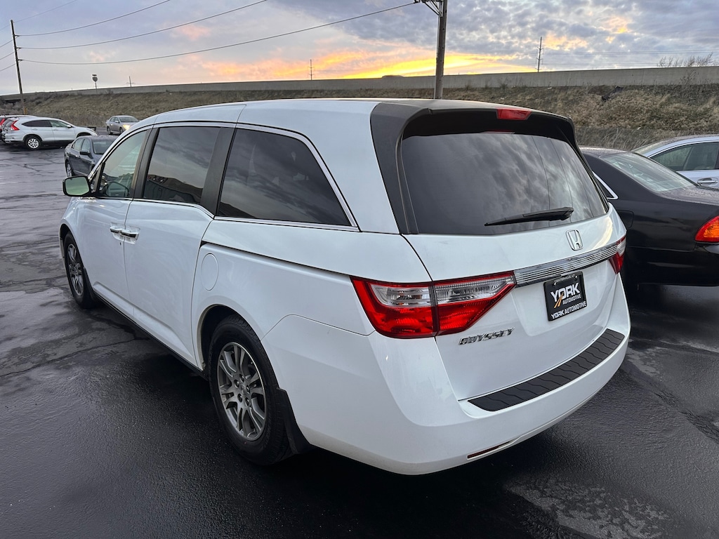 Used 2013 Honda Odyssey EX Van