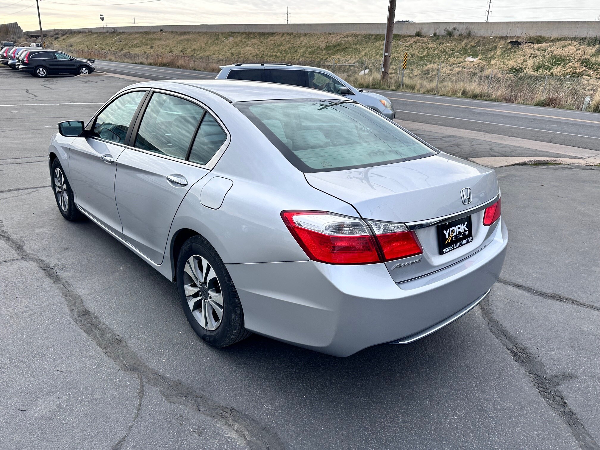 2013 Honda Accord LX photo 4