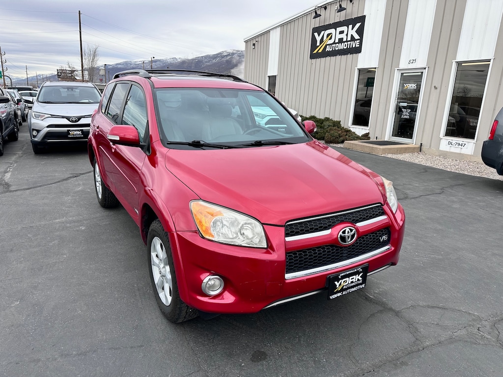 Used 2012 Toyota RAV4 Limited V6 4WD SUV