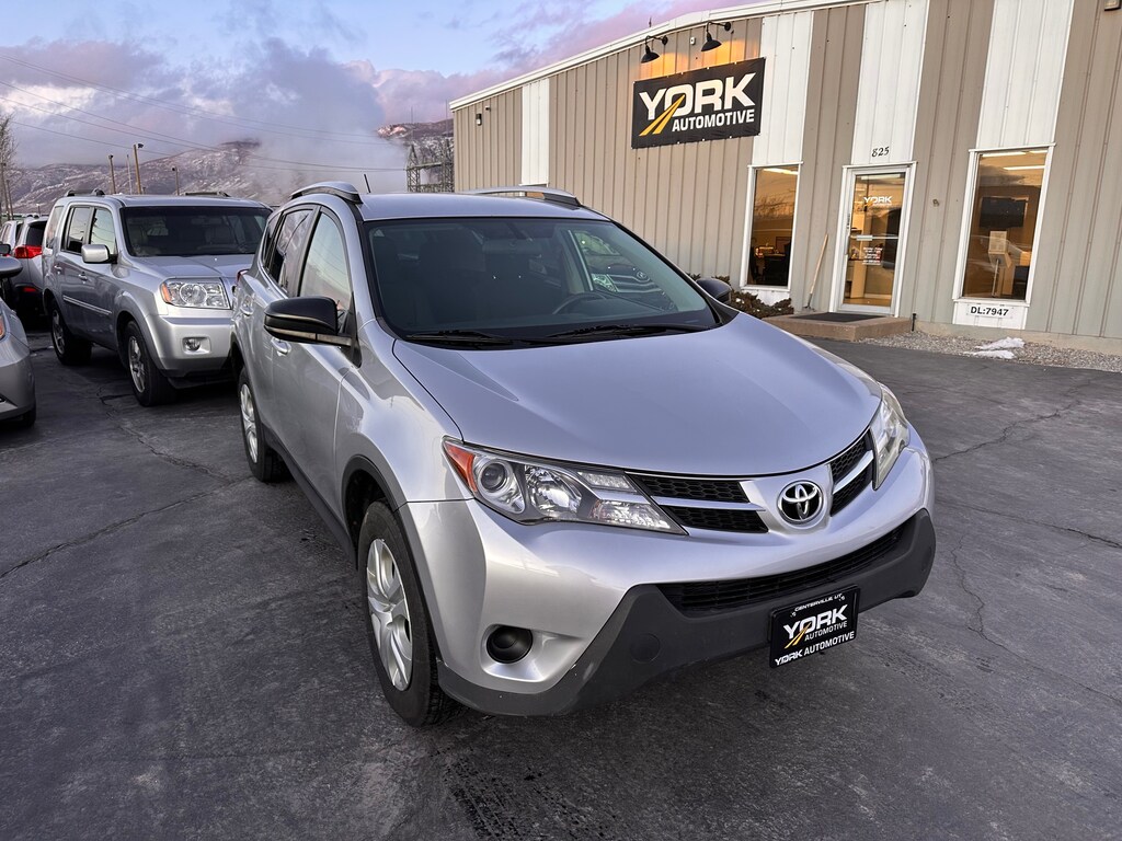 Used 2015 Toyota RAV4 LE (A6) SUV