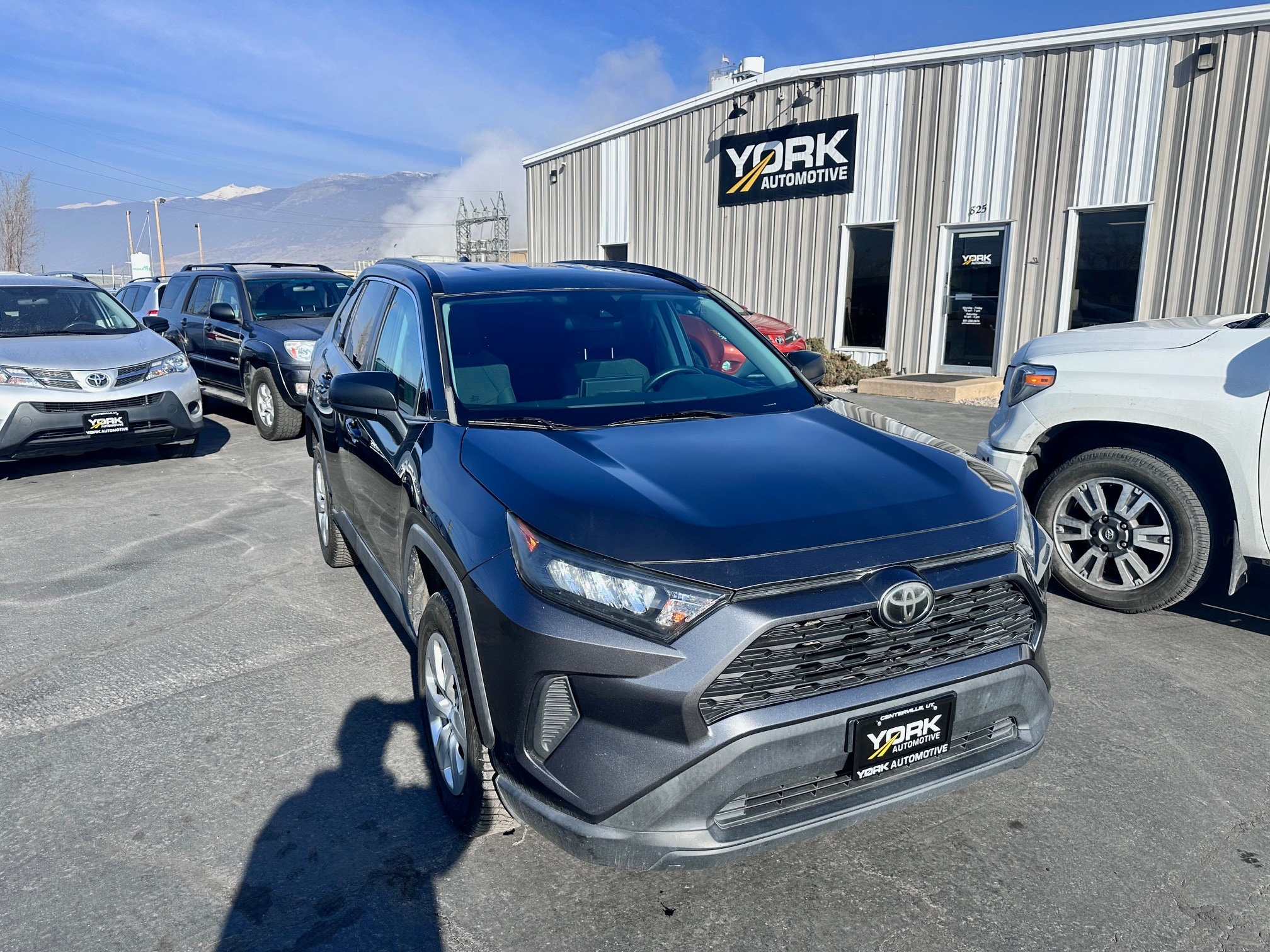 2019 Toyota RAV4 LE