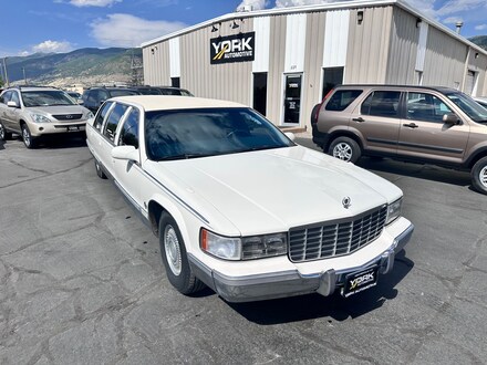 1996 CADILLAC Fleetwood Limited V6 Sedan