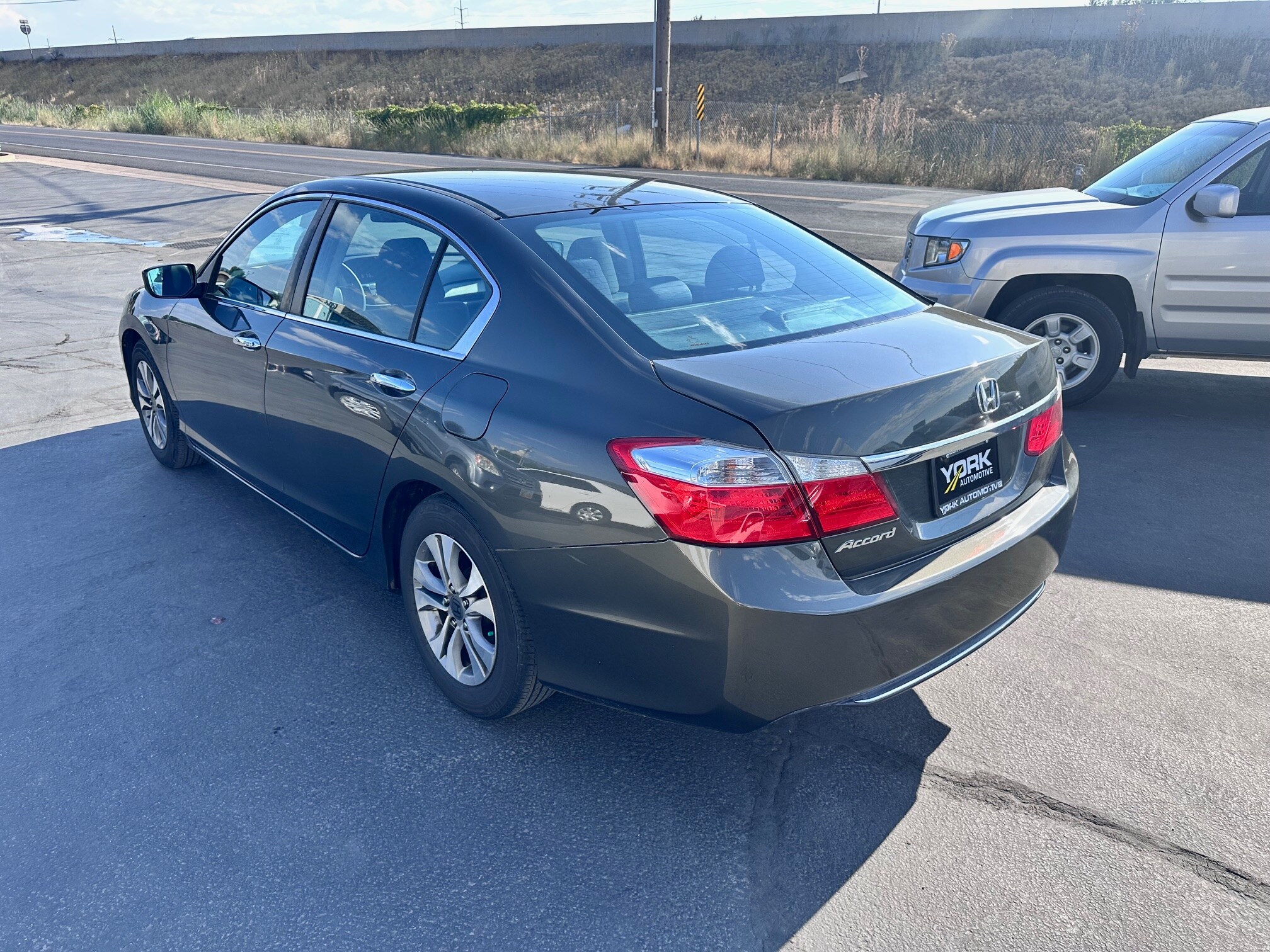 2014 Honda Accord LX photo 3