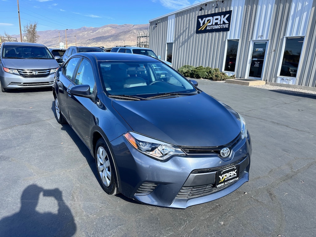 Used 2016 Toyota Corolla LE Sedan