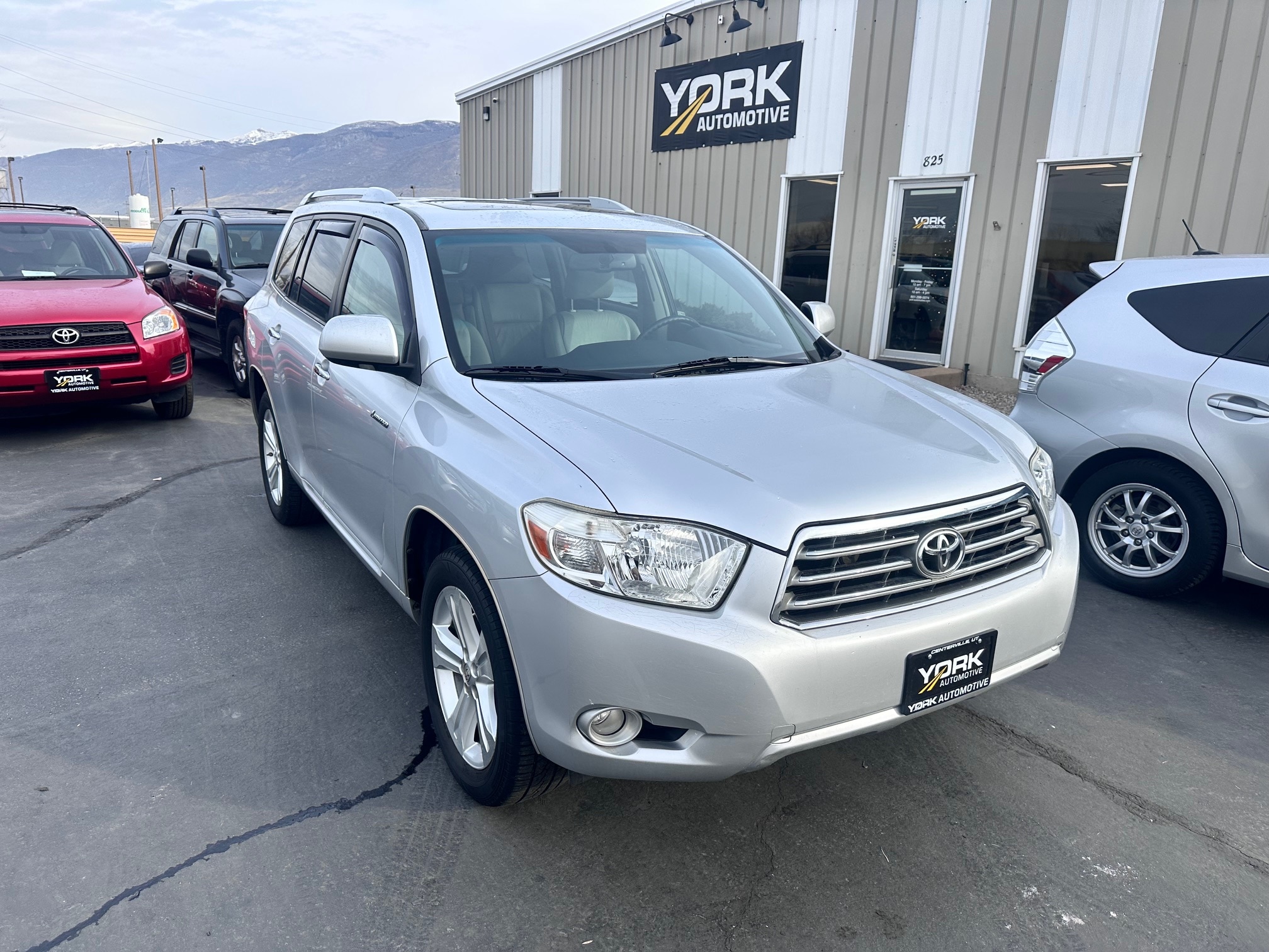 2008 Toyota Highlander Limited's photo