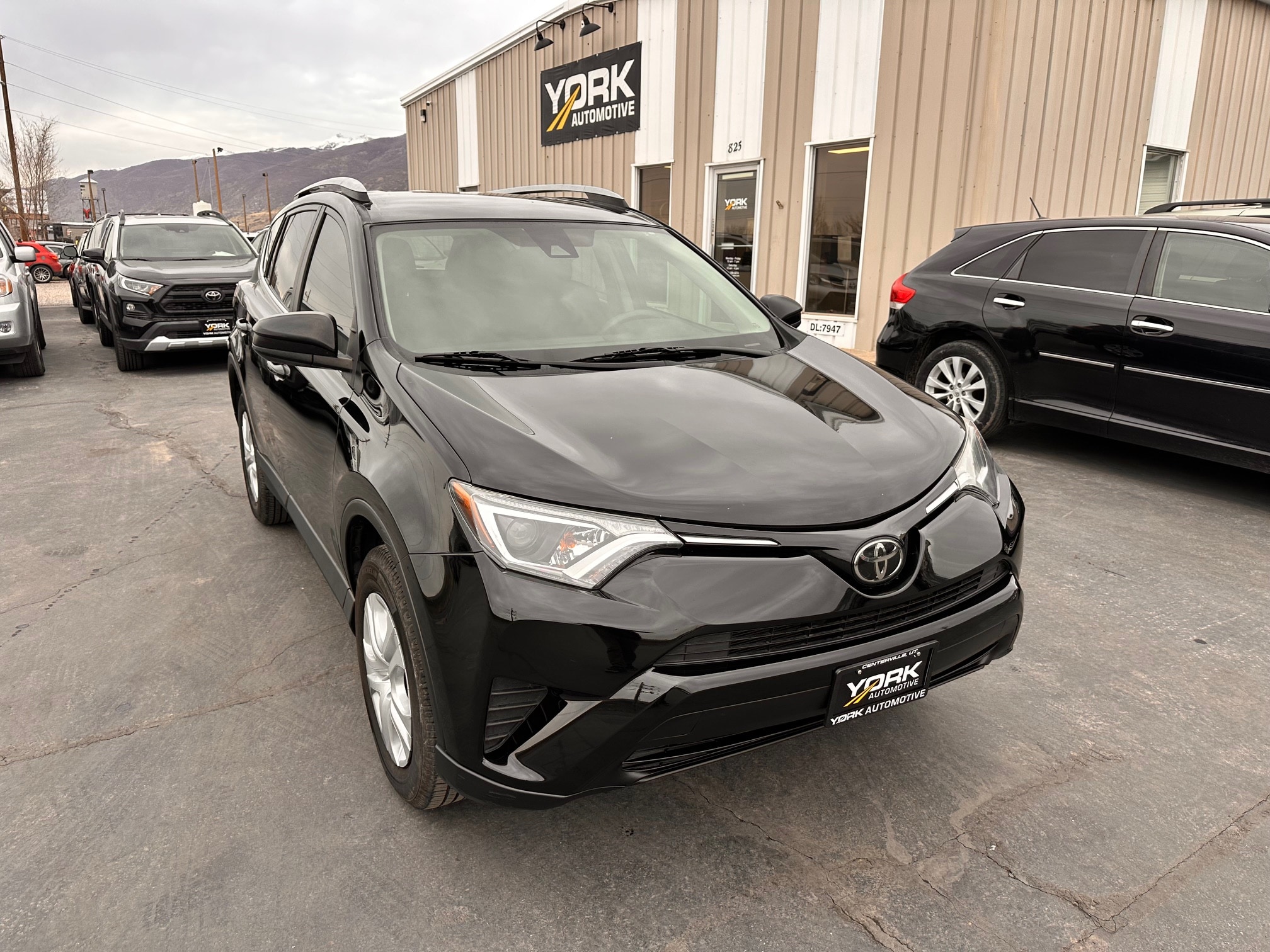 2017 Toyota RAV4 LE