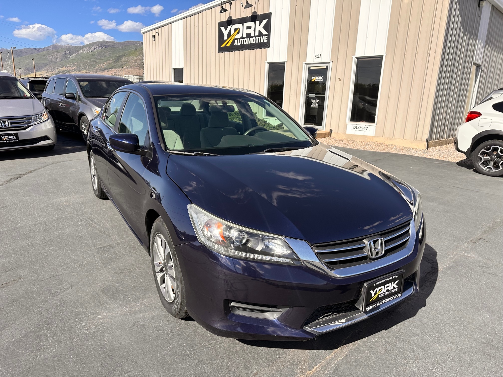 2013 Honda Accord LX Auto's photo