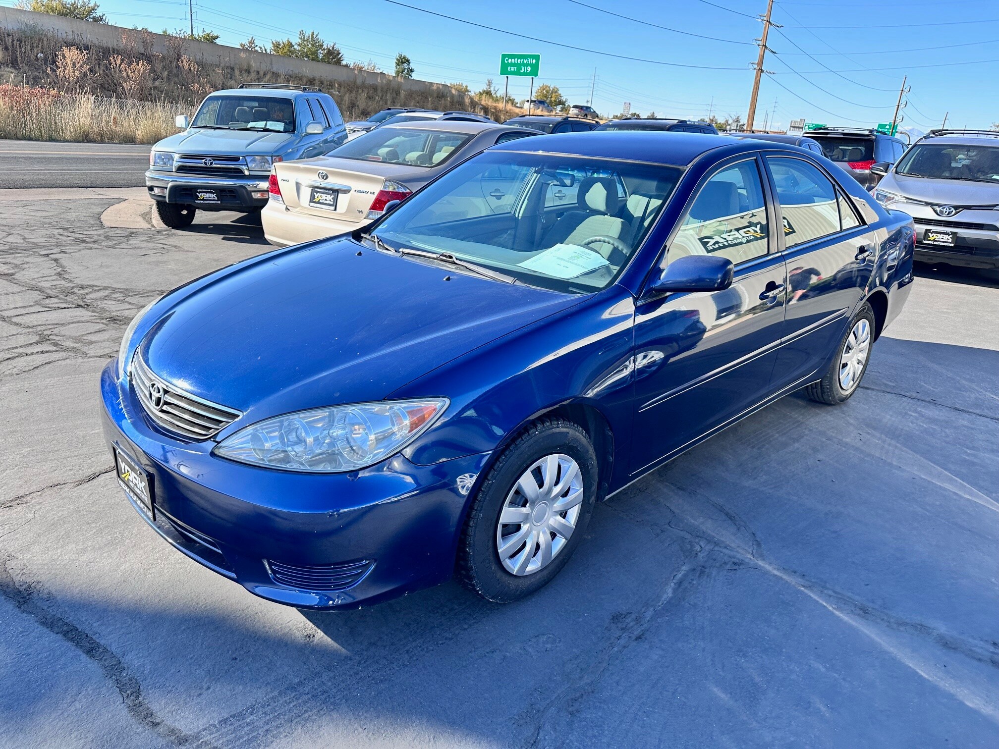 2006 Toyota Camry LE photo 2