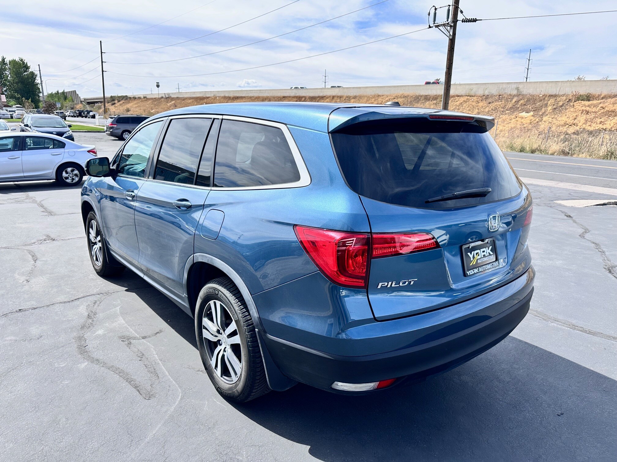 2016 Honda Pilot EX photo 4