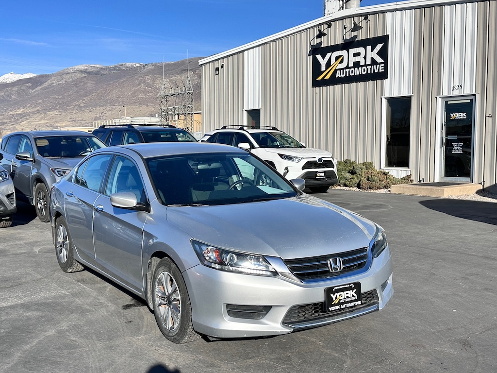 Used 2015 Honda Accord LX Sedan