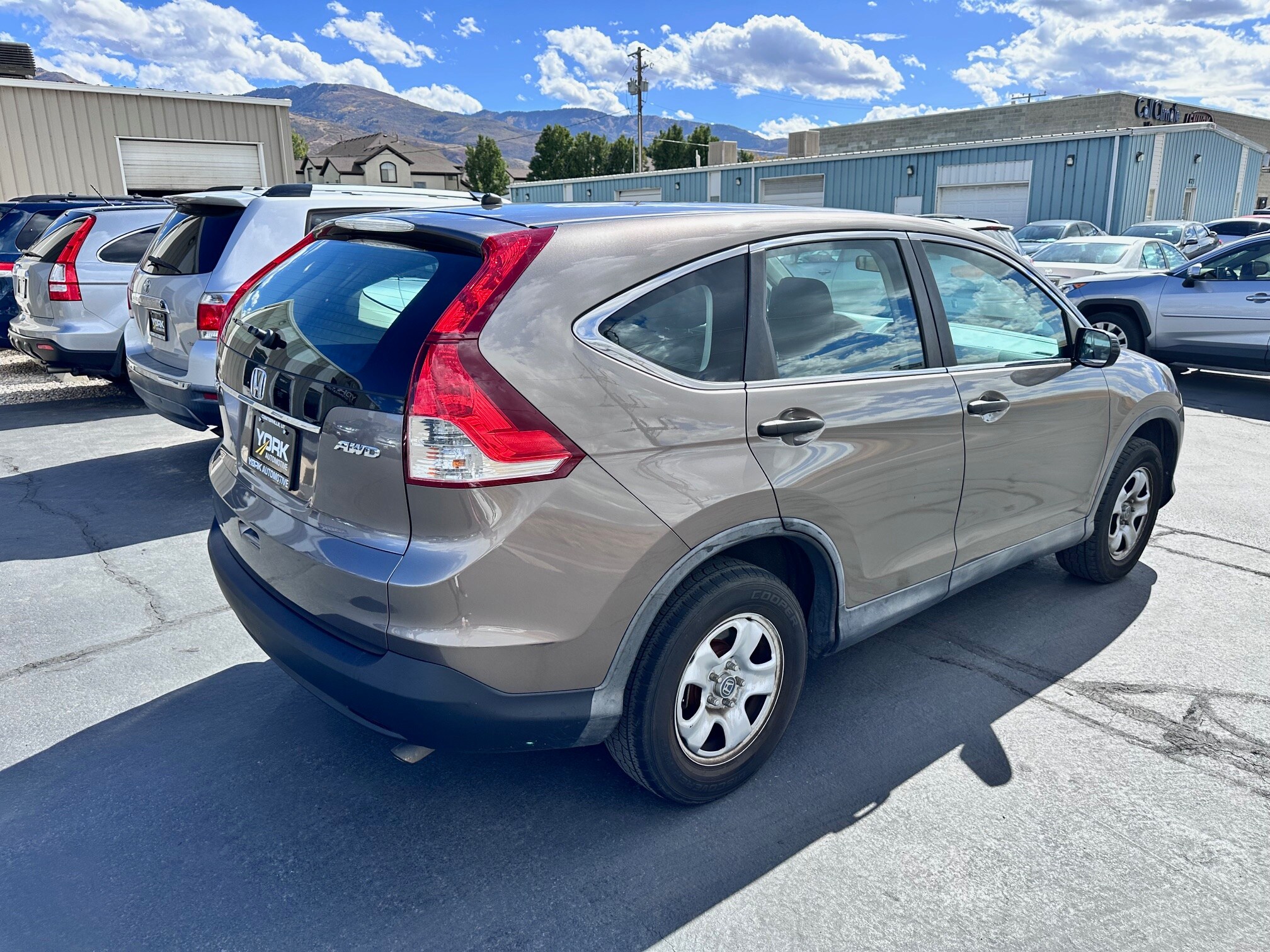 2013 Honda CR-V LX photo 3