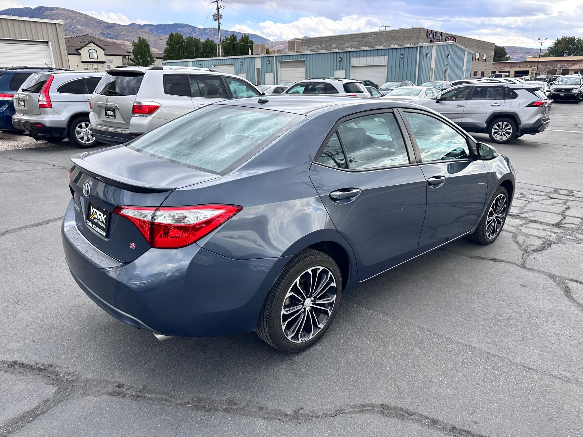 2014 Toyota Corolla Plus photo 3