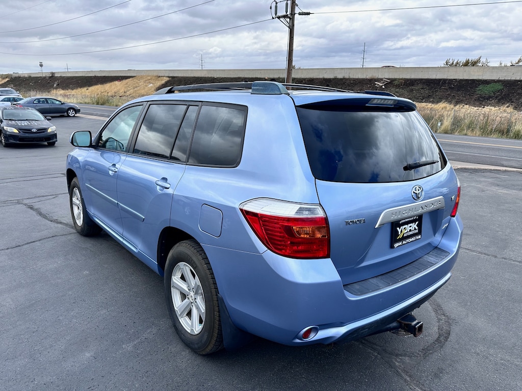 Used 2009 Toyota Highlander For Sale at York Automotive VIN