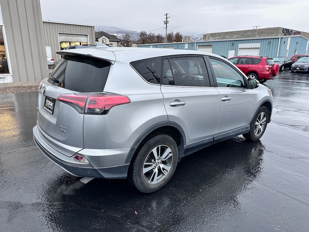 Used 2017 Toyota RAV4 XLE SUV