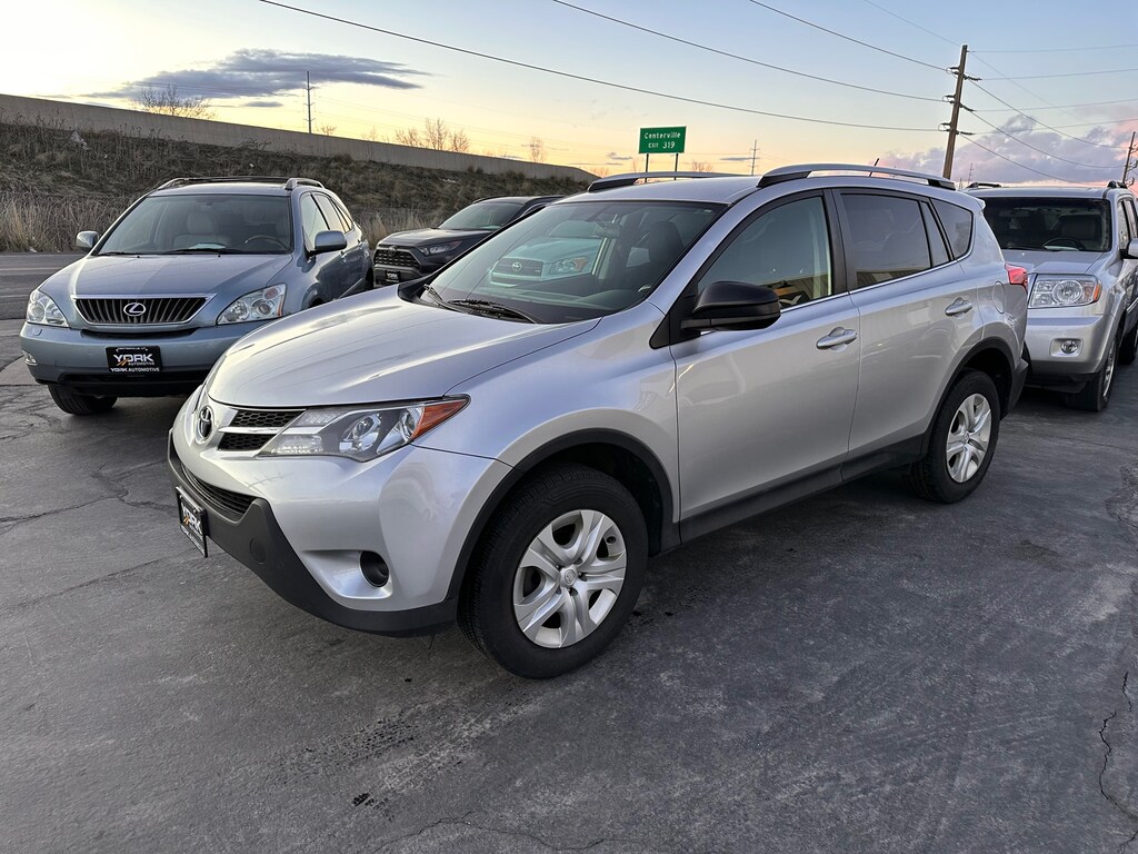 Used 2015 Toyota RAV4 LE (A6) SUV