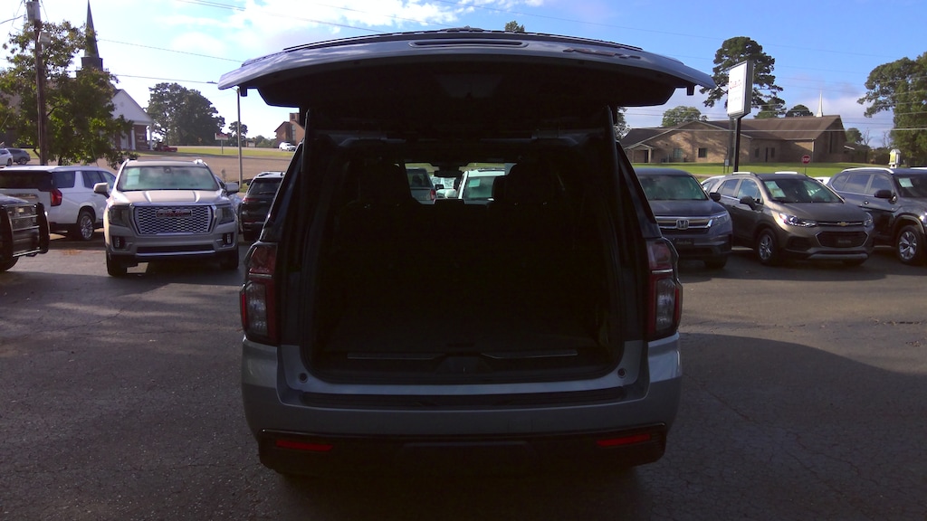 Used 2023 Chevrolet Suburban RST SUV