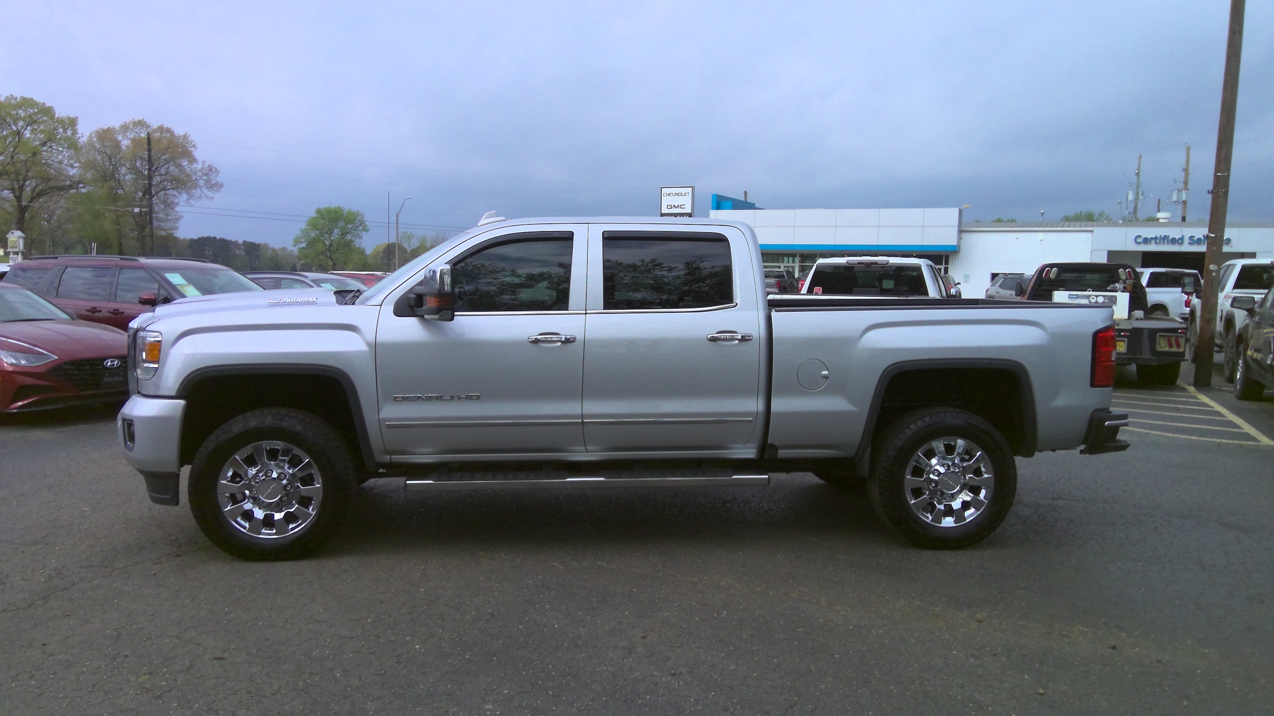 Quicksilver Metallic 2019 GMC Sierra 2500HD Denali Crew Cab 4WD Pickup Truck Four-Wheel Drive Automatic