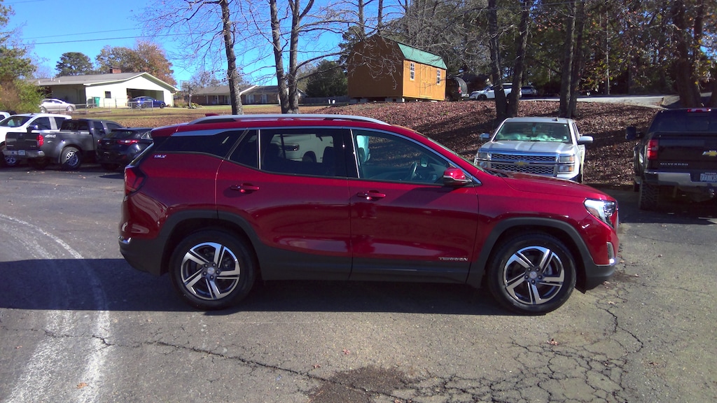 Used 2021 GMC Terrain SLT SUV