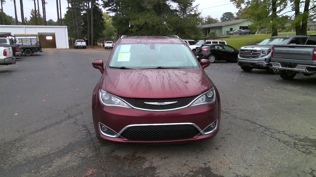 Used 2018 Chrysler Pacifica Touring L Plus