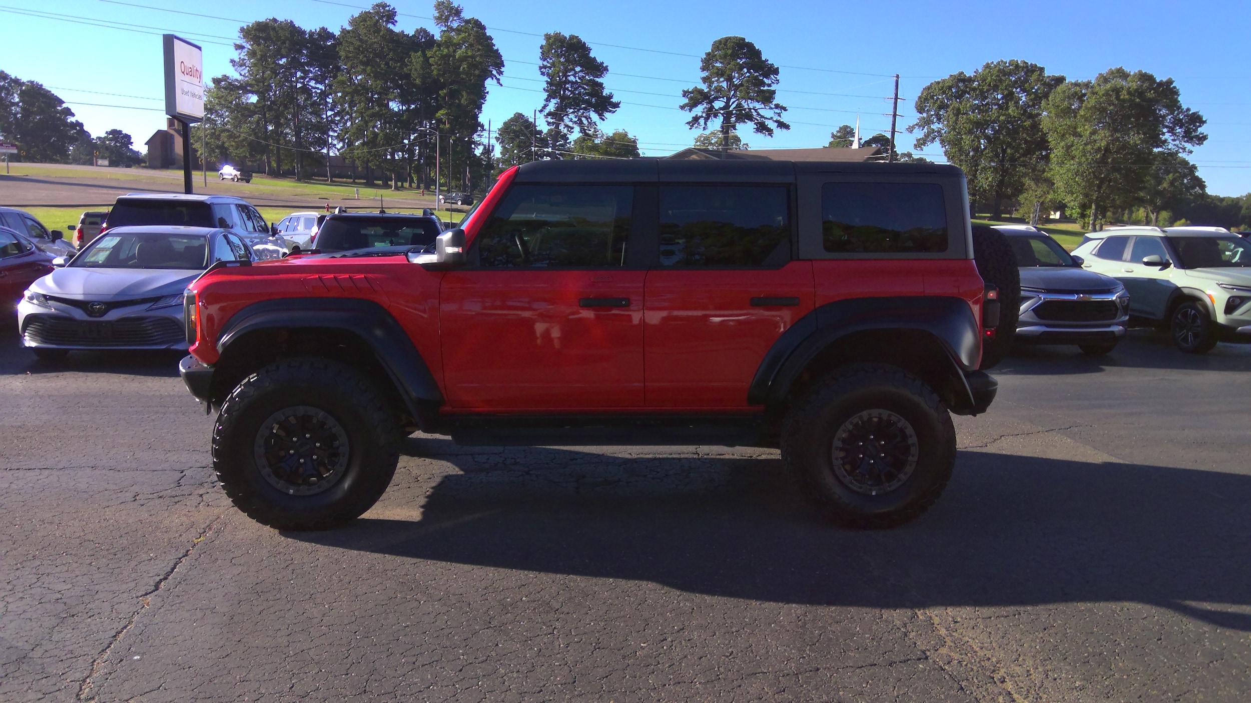 2023 Ford Bronco 4-Door Raptor's photo