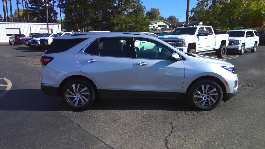 Used 2022 Chevrolet Equinox Premier SUV