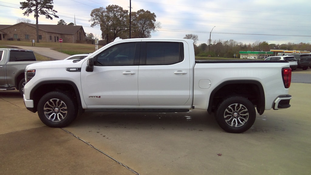 Used 2023 GMC Sierra 1500 AT4 Truck