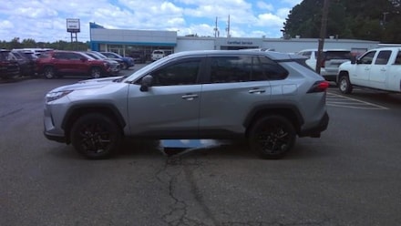 2024 Toyota RAV4 LE SUV