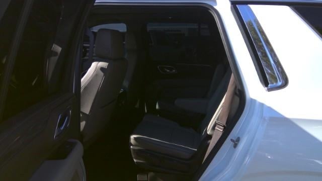 2021 GMC Yukon SLT - Photo 7
