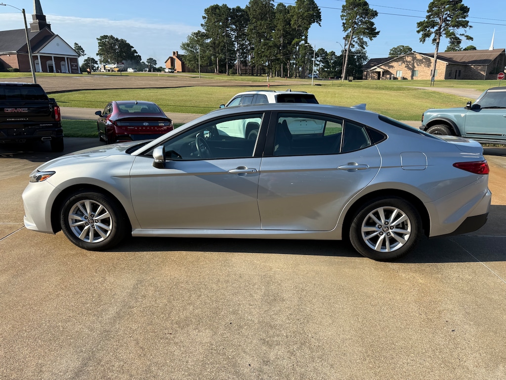 Used 2025 Toyota Camry