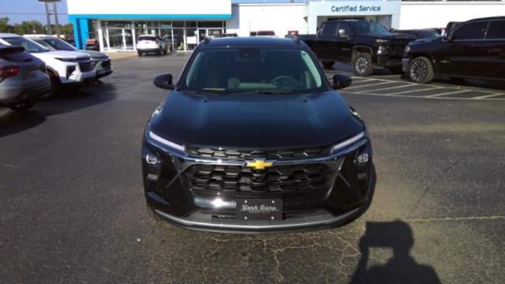 Used 2024 Chevrolet Trax LT SUV