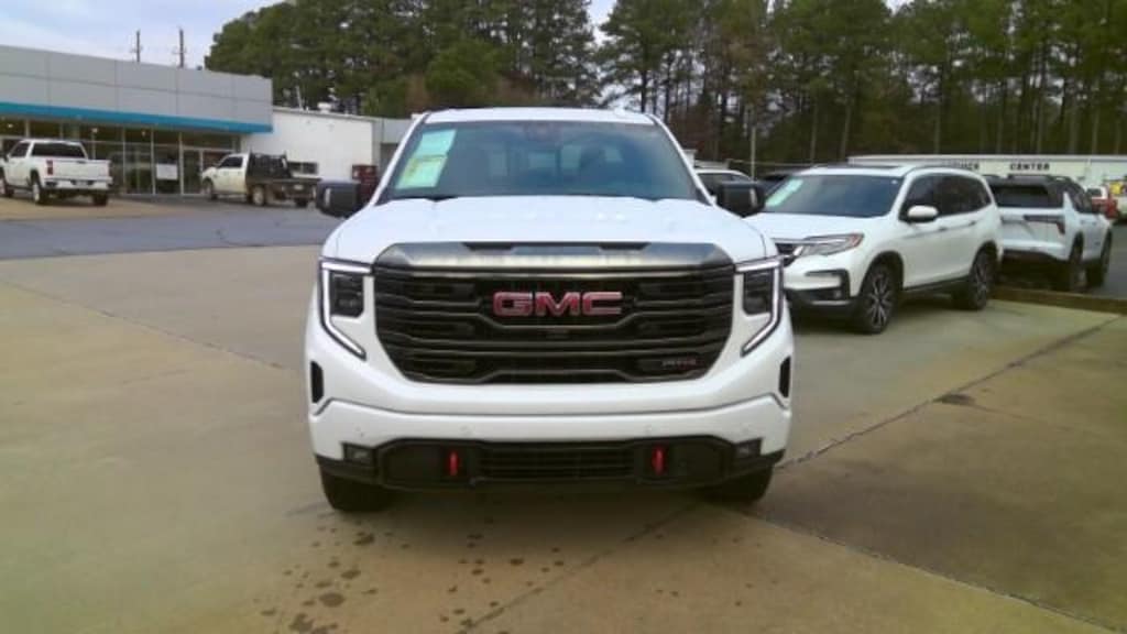 Used 2023 GMC Sierra 1500 AT4 Truck Crew Cab
