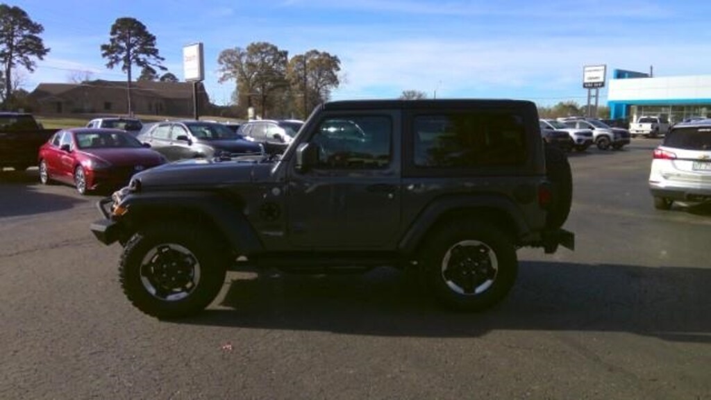 Used 2021 Jeep Wrangler Sport SUV