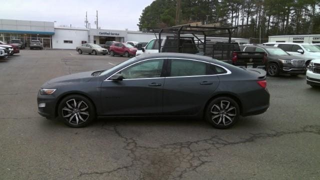 2021 Chevrolet Malibu RS's photo