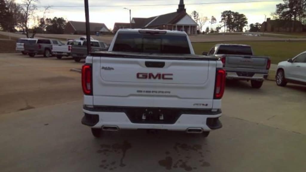 Used 2023 GMC Sierra 1500 AT4 Truck Crew Cab