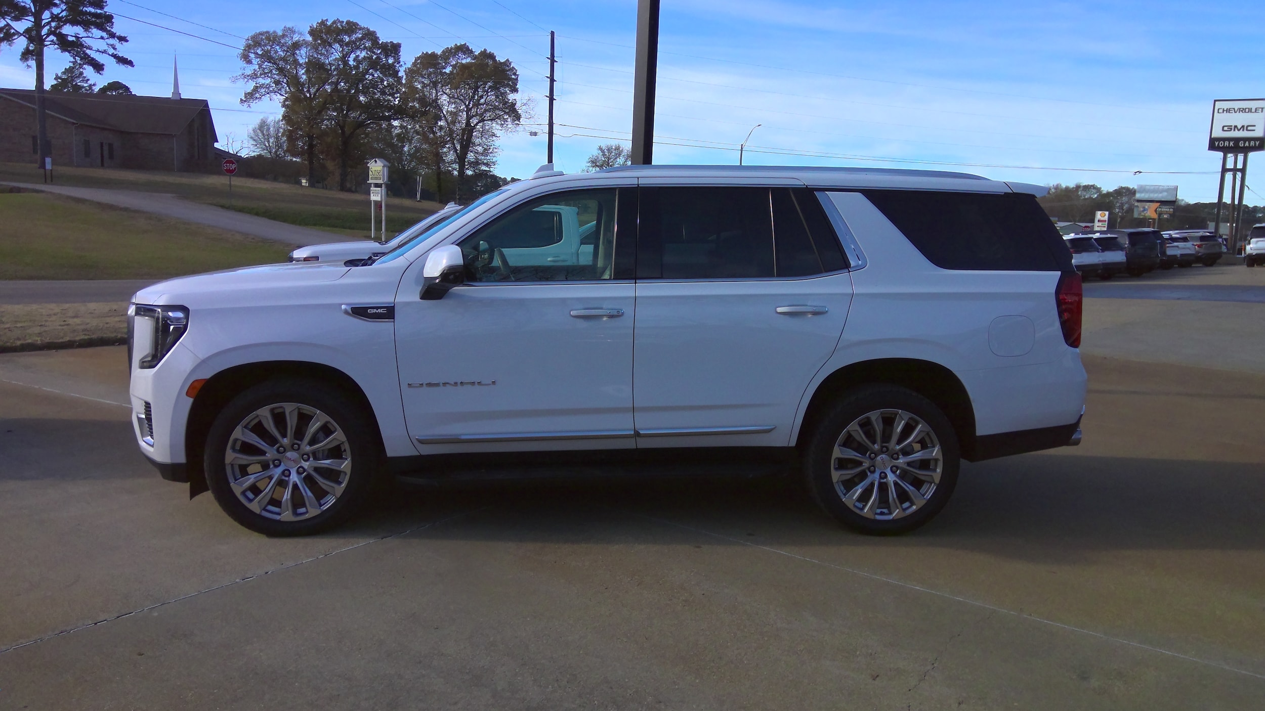 2023 GMC Yukon 4WD Denali's photo