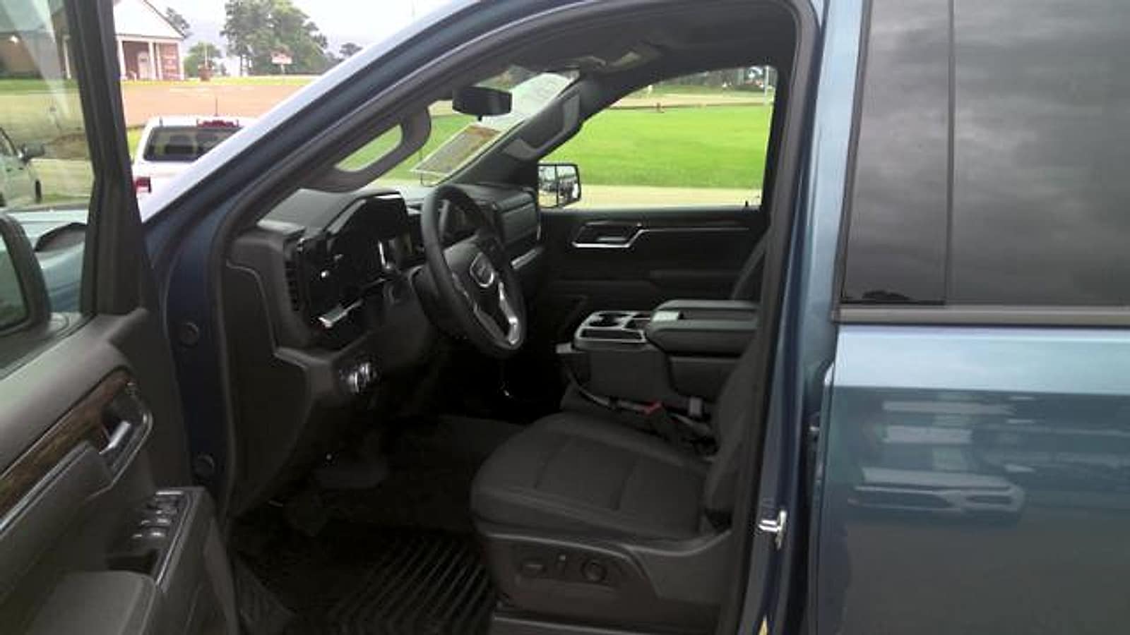 2026 GMC Sierra 1500 Elevation - Photo 11