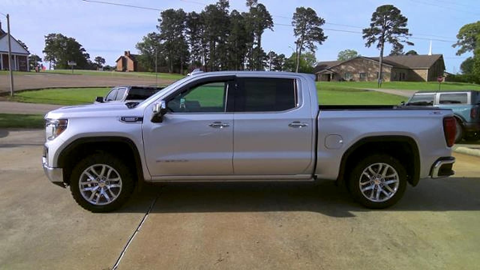 2022 GMC Sierra 1500 Limited SLT - Photo 7