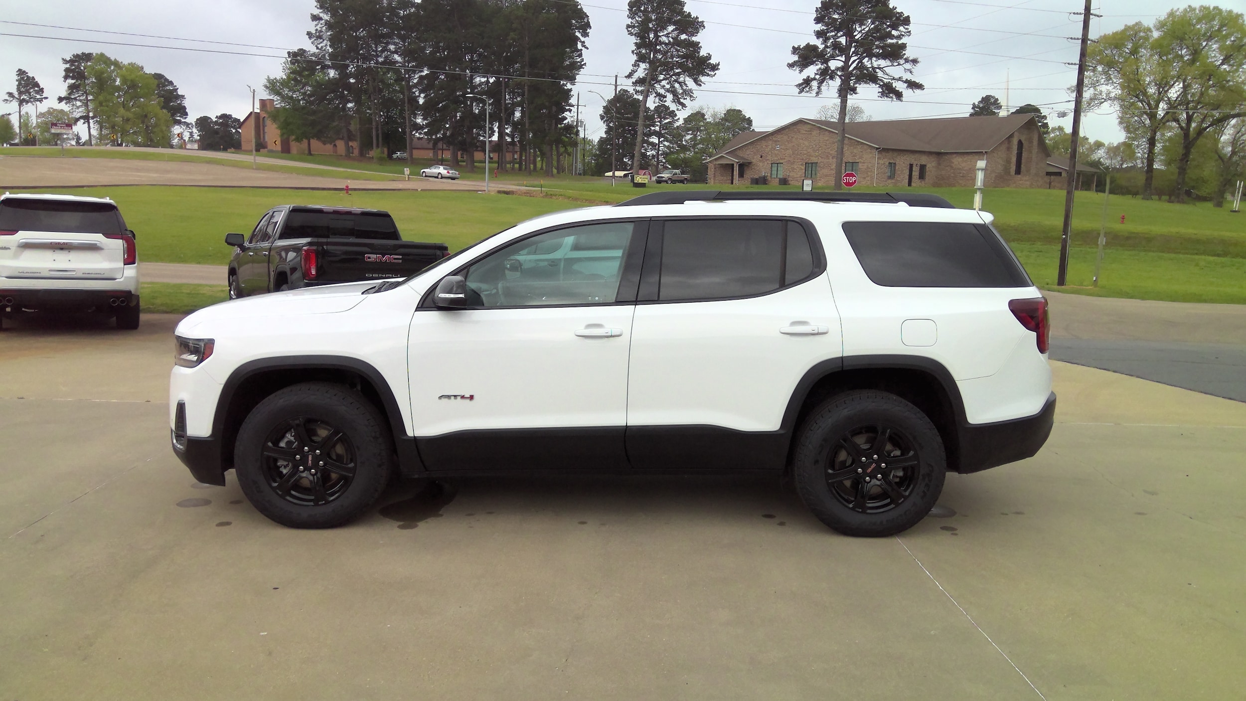 2023 GMC Acadia AT4 AWD's photo