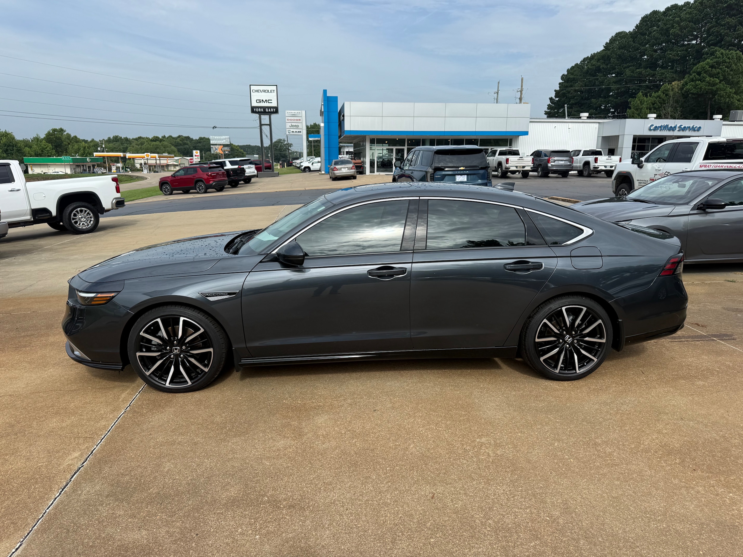 2025 Honda Accord Hybrid Touring