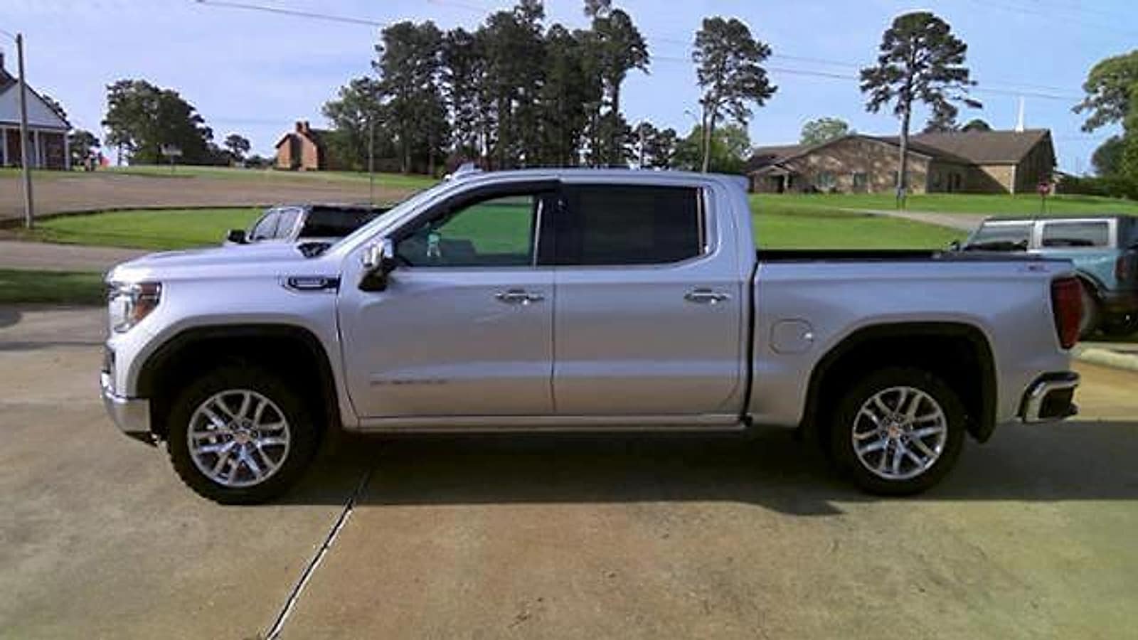 2022 GMC Sierra 1500 Limited SLT - Photo 19
