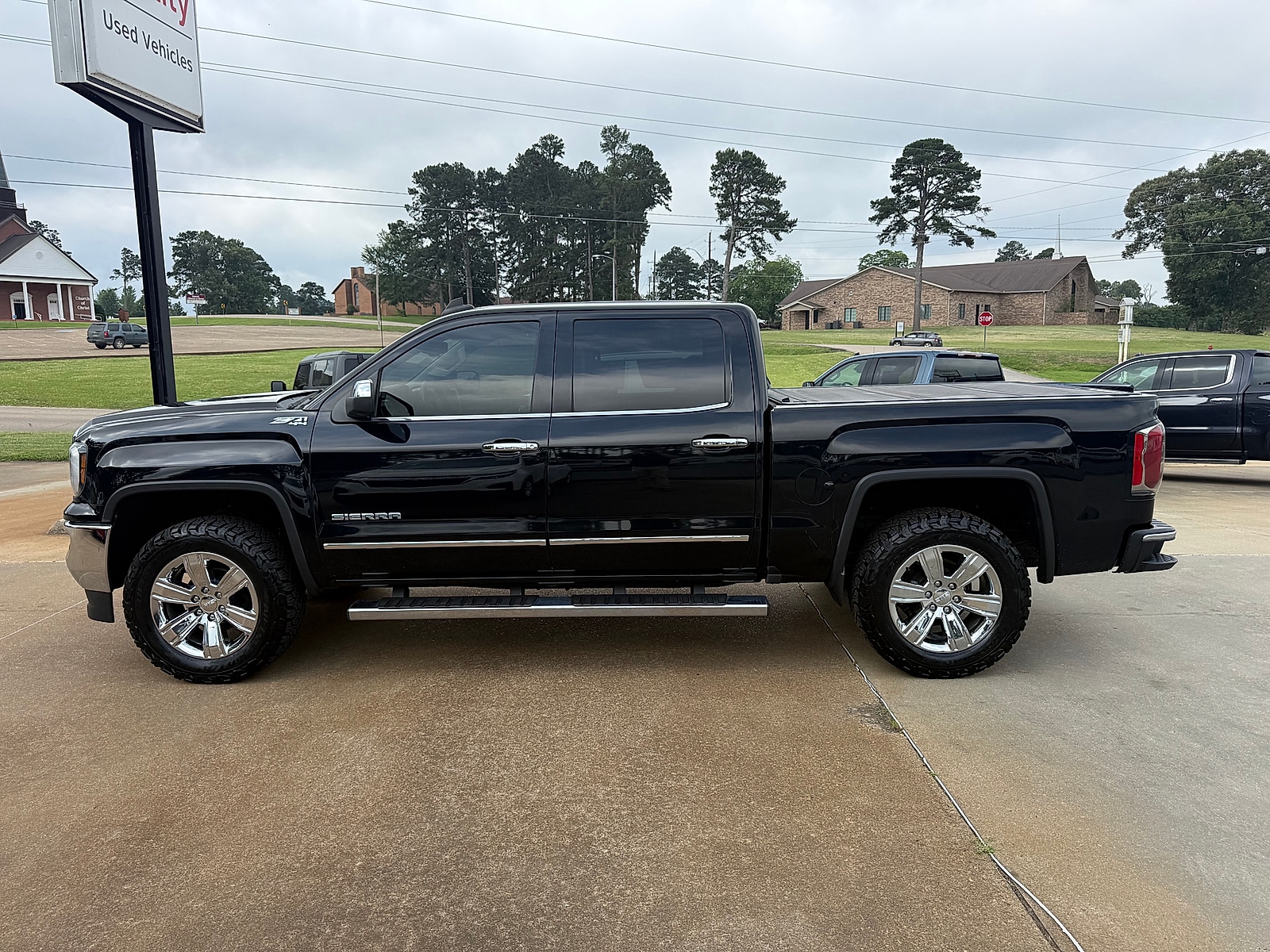 2018 GMC Sierra 4WD Crew Cab Short Box SLT's photo