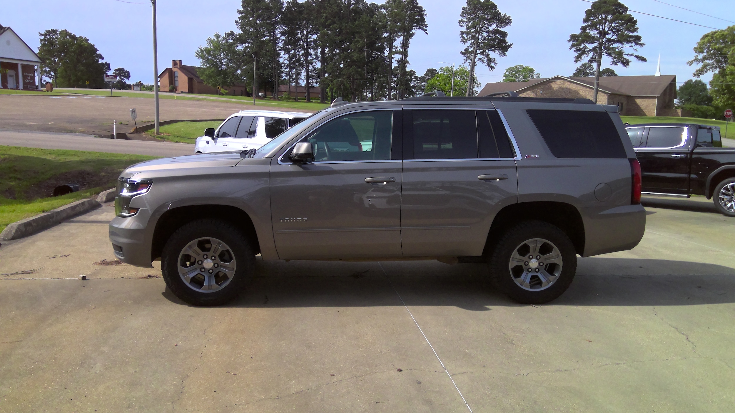2019 Chevrolet Tahoe 4WD LT's photo