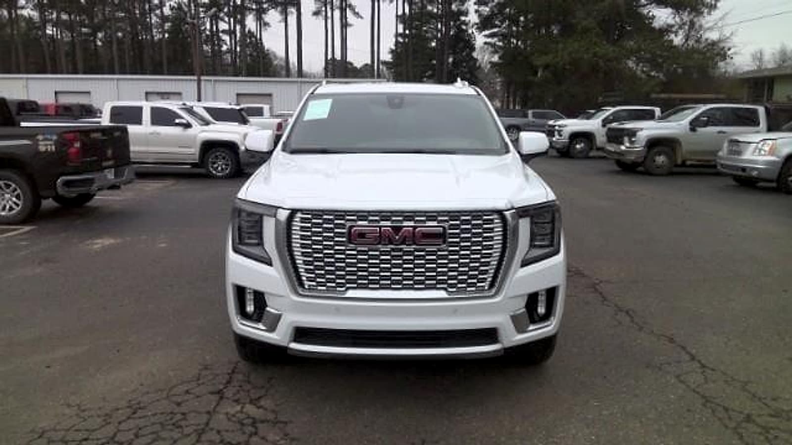 2021 GMC Yukon Denali - Photo 12