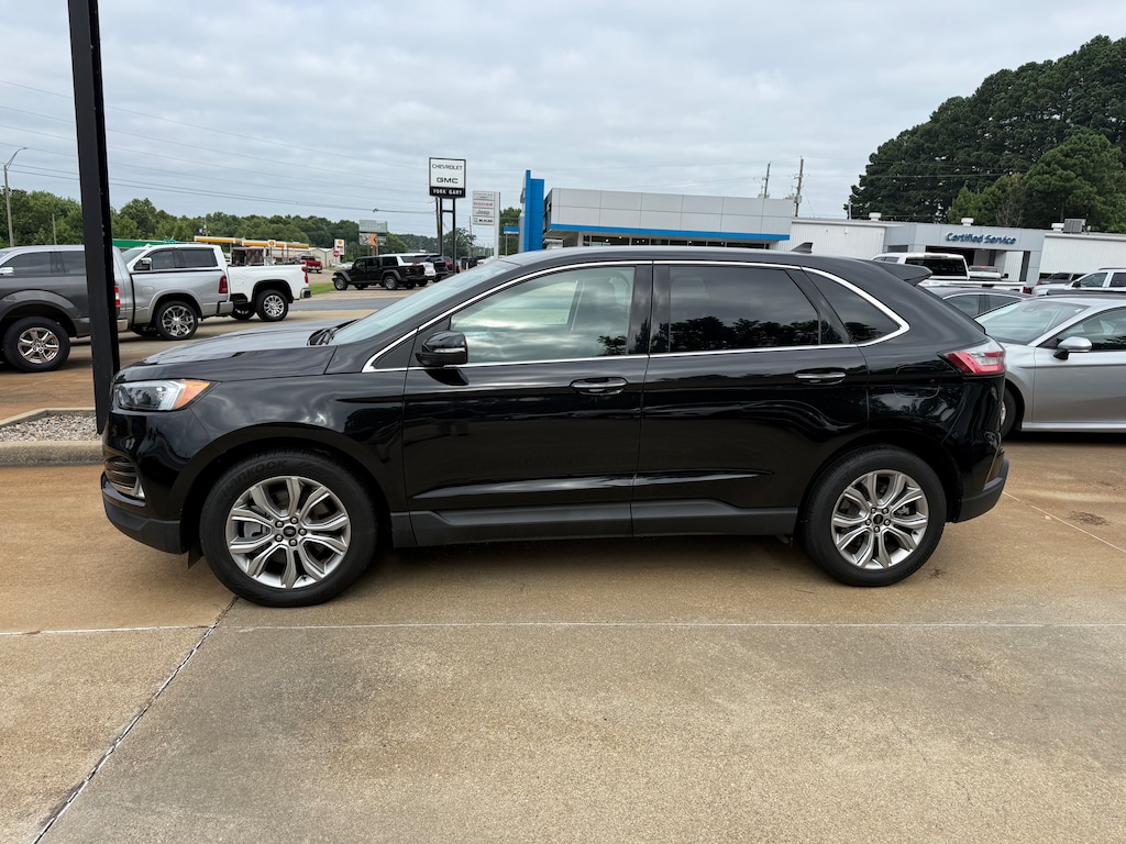 Used 2024 Ford Edge Titanium