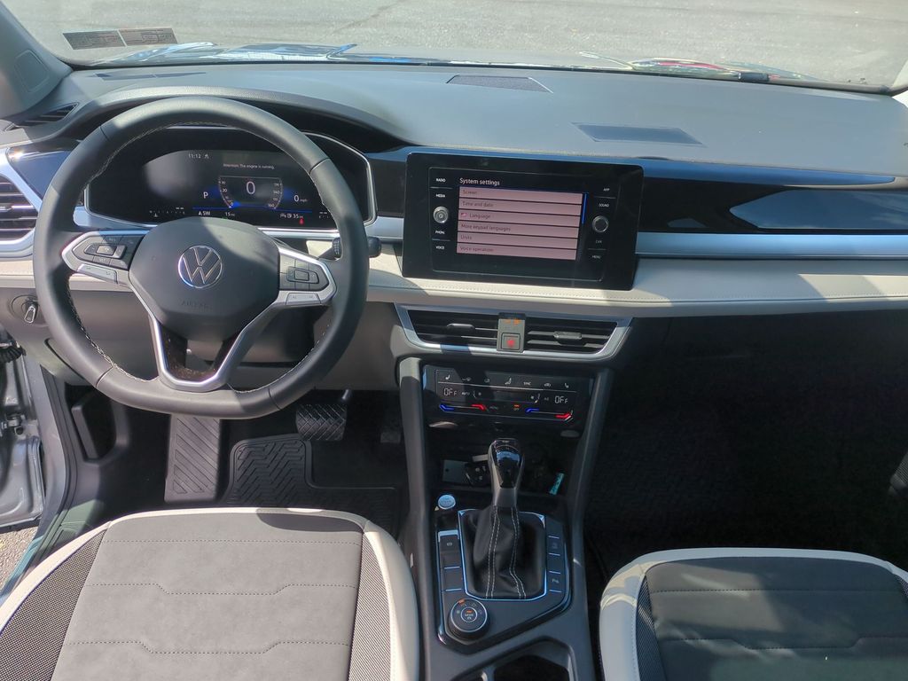2026 Volkswagen Taos SE - Photo 13