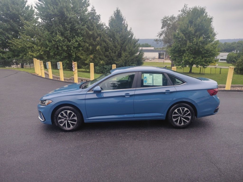 3VW5W7BU2TM018690