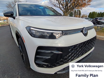2026 Volkswagen Tiguan 2.0T SE R-Line Black SUV